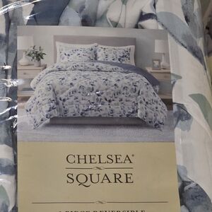 Reversible Comforter Set - Blue and White